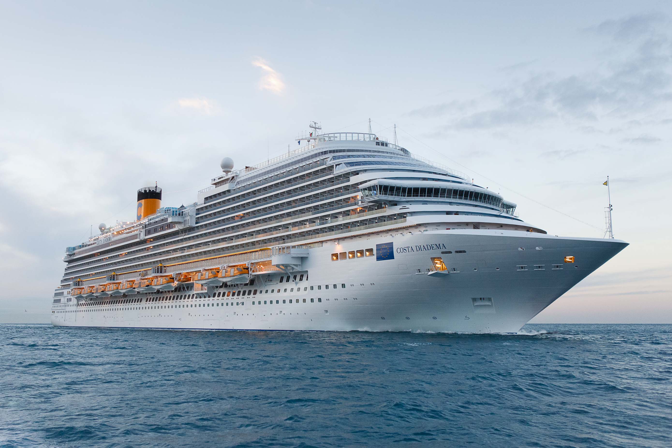 mighty cruise ships costa diadema